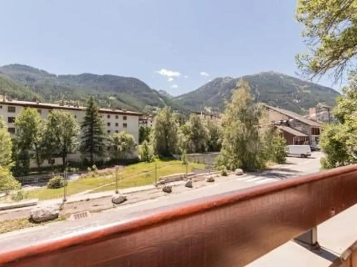 Duplex 3 Pieces Avec Balcon, Garage Et 6 Couchages A La Salle-Les-Alpes, Proche Commerces Et Pistes - Fr-1-330F-83 Serre Chevalier 0*,  Francie